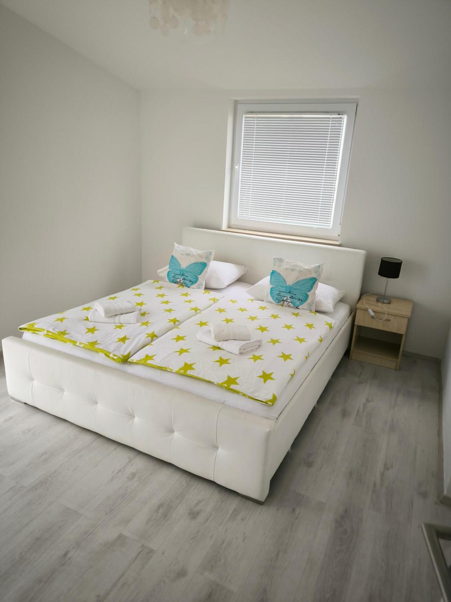 Rooms & Apartments Ana 2 Ζαντάρ Εξωτερικό φωτογραφία