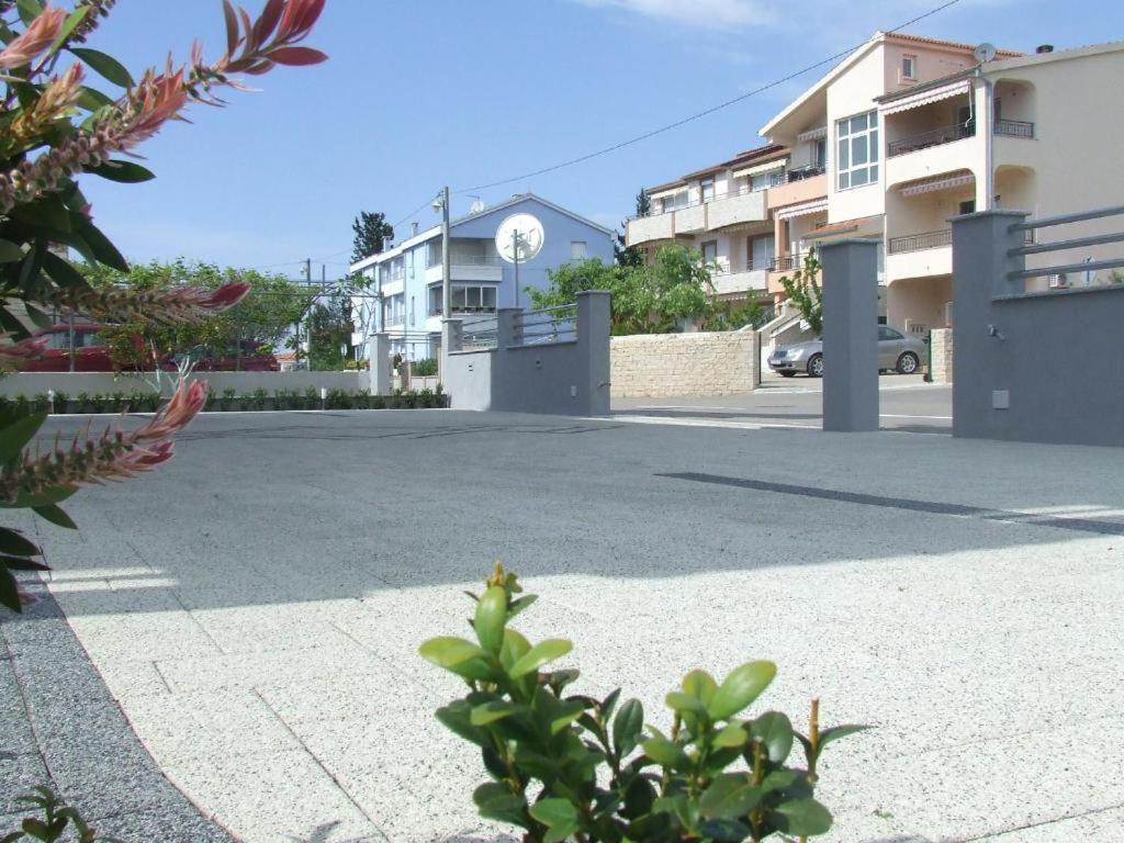 Rooms & Apartments Ana 2 Ζαντάρ Εξωτερικό φωτογραφία