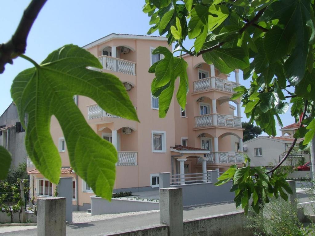 Rooms & Apartments Ana 2 Ζαντάρ Εξωτερικό φωτογραφία